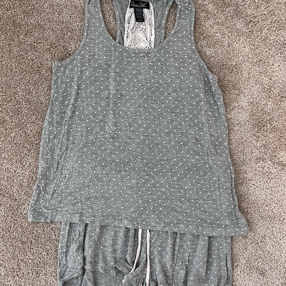 Relaxed fit maternity sleep set with lace back